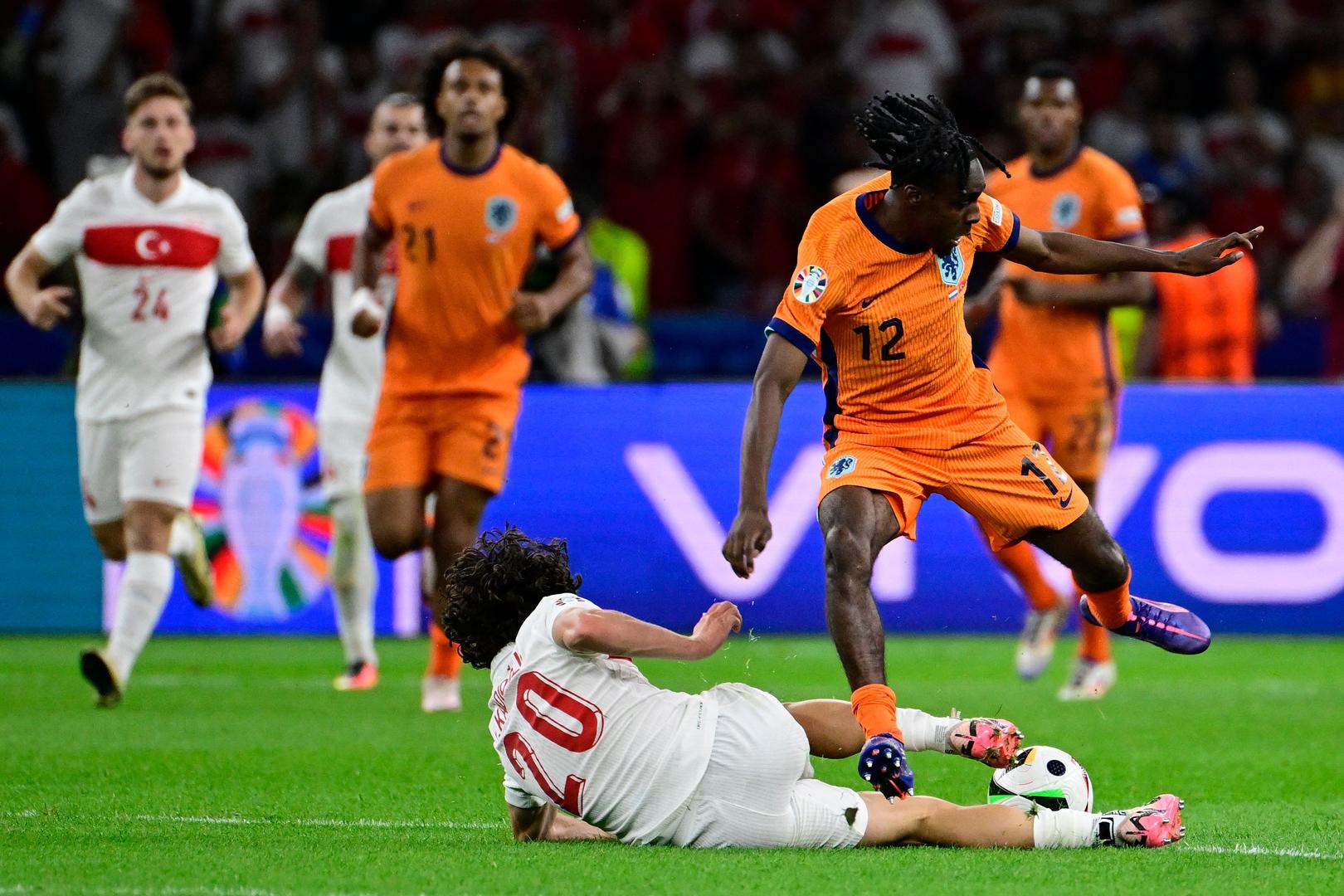 荷兰队时隔多年再度晋级！期待冲击冠军